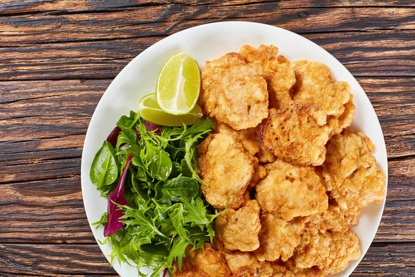 Bouchée croustillante taille cerveau de veau frit — Photo