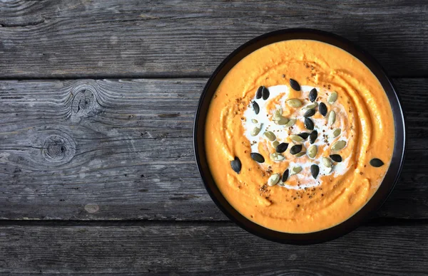 Butternut Pumpkin Soup in a — Stock Photo, Image