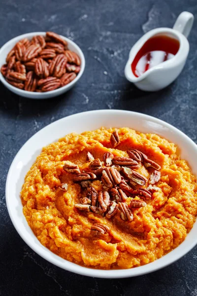 Sweet potato mash in a bowl, vertical view — Stock Photo, Image