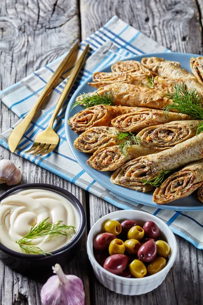 Hrișcă crepe rulouri cu carne, legume, close-up — Fotografie, imagine de stoc