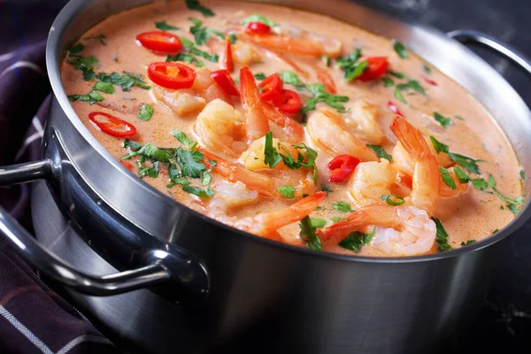 Close Van Tom Yum Soep Tom Kha Soep Een Steelpan — Stockfoto