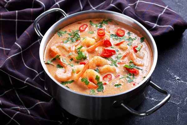 Primer Plano Sopa Tom Yum Sopa Tom Kha Una Cacerola — Foto de Stock