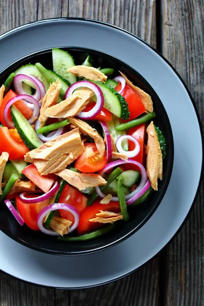 Magere Tonijn Voorgerecht Van Groene Boon Komkommer Met Tomaten Rode — Stockfoto