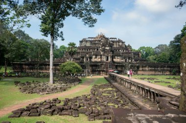 Angkor, Siem Reap, Kamboçya tapınakta Baphuon girişine