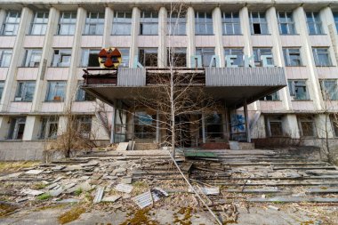 Çernobil bölgesi için tur tuşuna basın