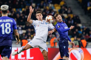 Kiev, Ukrayna - 15 Mart 2018: Stefan Radu Ss Lazio Fc Dinamo Kiev Ss Lazio Nsk Olimpiyskyi Stadyumu'nda karşı Uefa Avrupa Ligi yuvarlak oyun sırasında