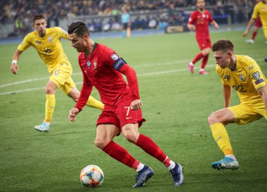 Kyiv, Ukrayna - 14 Ekim 2019: Portekizli Cristiano Ronaldo Uefa Euro 2020 ön eleme maçı sırasında Nsk Olimpiyskyi Stadyumu 'nda Portekiz' e karşı