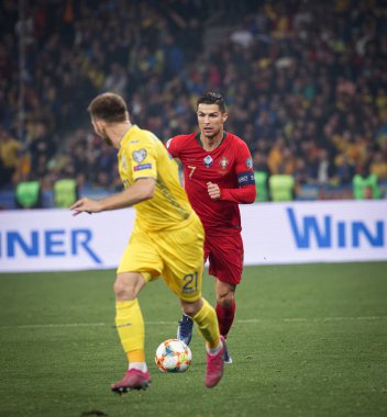 Kyiv, Ukrayna - 14 Ekim 2019: Portekizli Cristiano Ronaldo Uefa Euro 2020 ön eleme maçı sırasında Nsk Olimpiyskyi Stadyumu 'nda Portekiz' e karşı