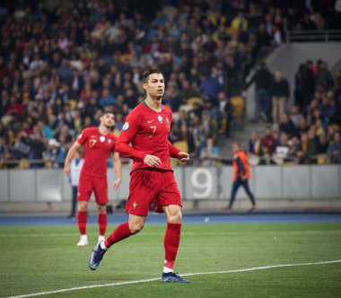 Kyiv, Ukrayna - 14 Ekim 2019: Portekizli Cristiano Ronaldo Uefa Euro 2020 ön eleme maçı sırasında Nsk Olimpiyskyi Stadyumu 'nda Portekiz' e karşı