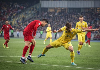 Kyiv, Ukrayna - 14 Ekim 2019: Portekizli Cristiano Ronaldo Uefa Euro 2020 ön eleme maçı sırasında Nsk Olimpiyskyi Stadyumu 'nda Portekiz' e karşı