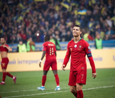 Kyiv, Ukrayna - 14 Ekim 2019: Portekizli Cristiano Ronaldo Uefa Euro 2020 ön eleme maçı sırasında Nsk Olimpiyskyi Stadyumu 'nda Portekiz' e karşı