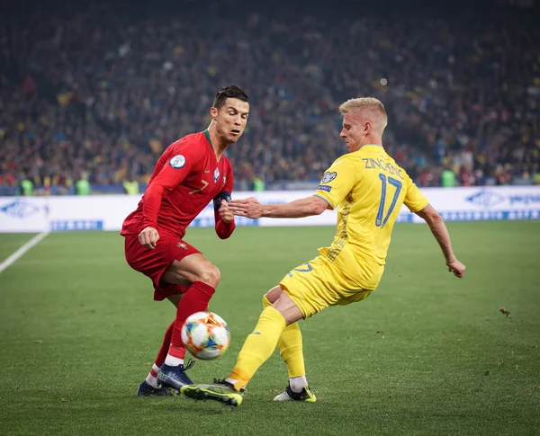 Kyiv, Ukrayna - 14 Ekim 2019: Portekizli Cristiano Ronaldo Uefa Euro 2020 ön eleme maçı sırasında Nsk Olimpiyskyi Stadyumu 'nda Portekiz' e karşı