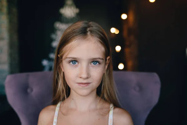 Retrato de uma menina bonito — Fotografia de Stock