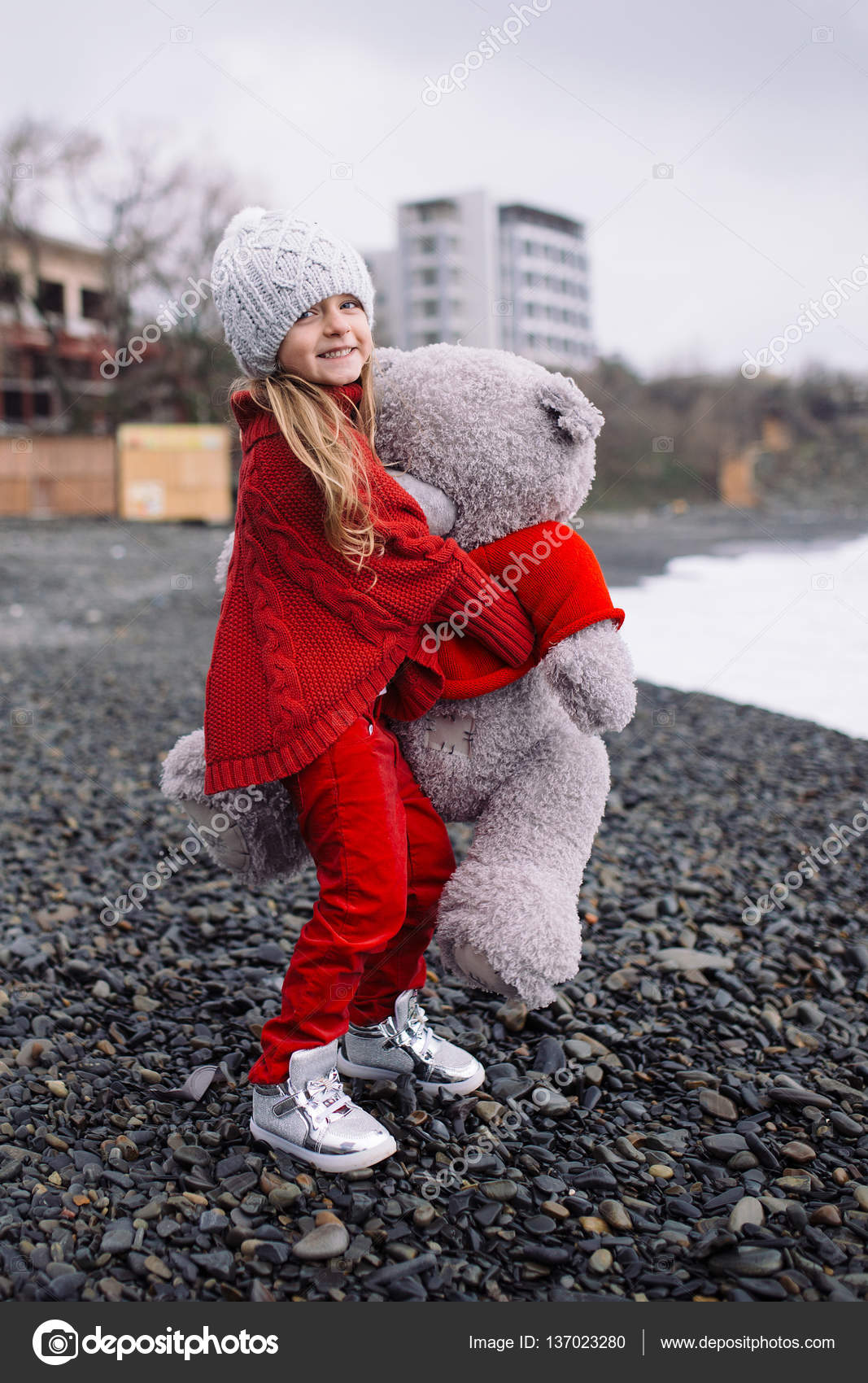 big teddy bear for girls