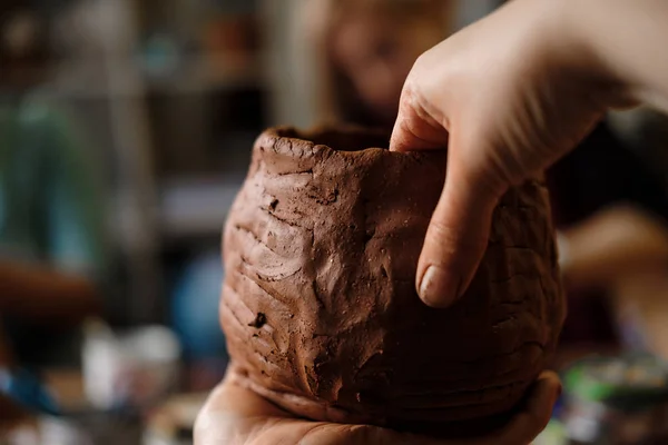 Woman Hand Making Clay Pot Pottery Workplace Ceramist Modeling Pottery — Stock Photo, Image