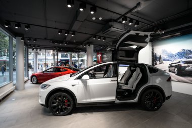 Tesla imalat Frankfurt