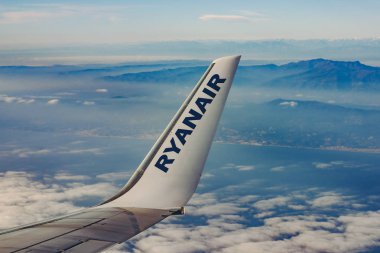 Uçak logosuna Ryanair