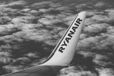 Uçak logosuna Ryanair