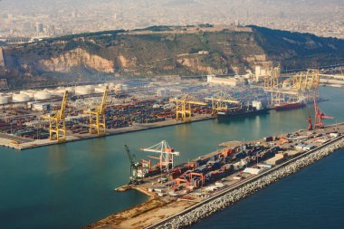 Barselona endüstriyel limanı