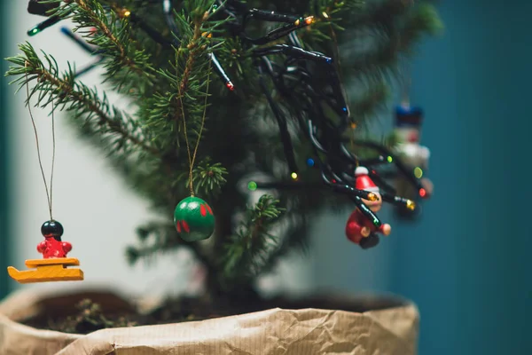 Decorazioni su albero di Natale — Foto Stock