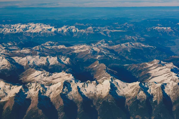 Alpler göster'in altında