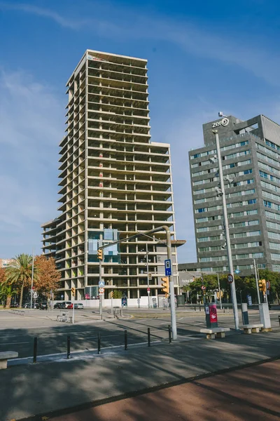 Сучасна архітектура в районі Діагональ квартал Барселони — стокове фото
