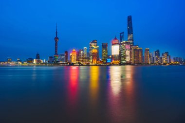 Geceleri shanghai