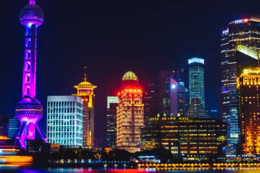 Geceleri shanghai