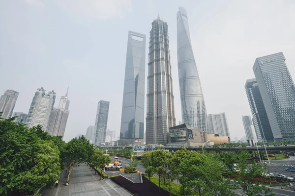 Acabamentos para construção em Shanghai, China — Fotografia de Stock