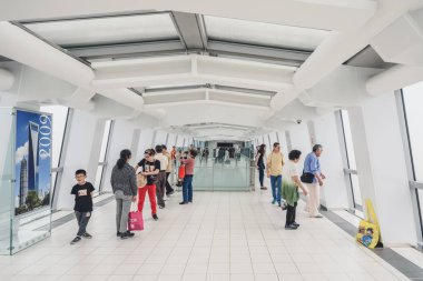 Şangay Dünya Finans Merkezi Gözlemevi bina