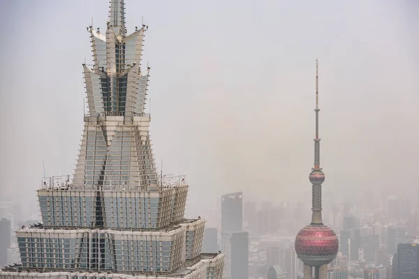 Shanghai vue dans la matinée brumeuse — Photo