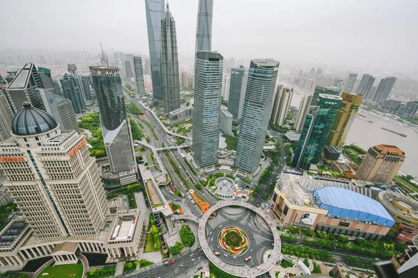 Shanghai vista do edifício Oriental Pearl — Fotografia de Stock