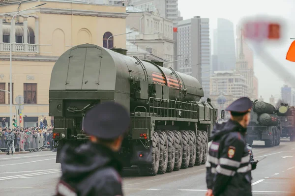 Військовий парад в Москві — стокове фото