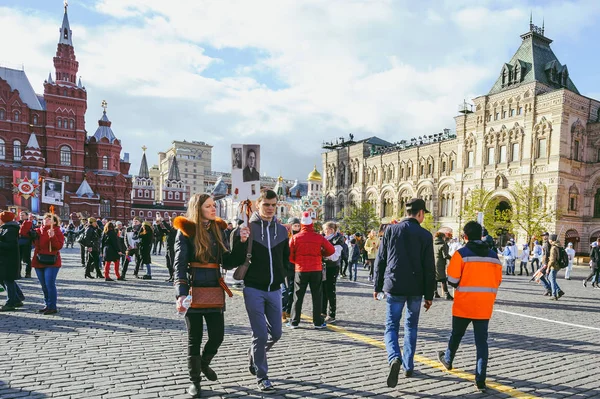 Procesión en el Día de la Victoria, Moscú, Rusia — Foto de Stock