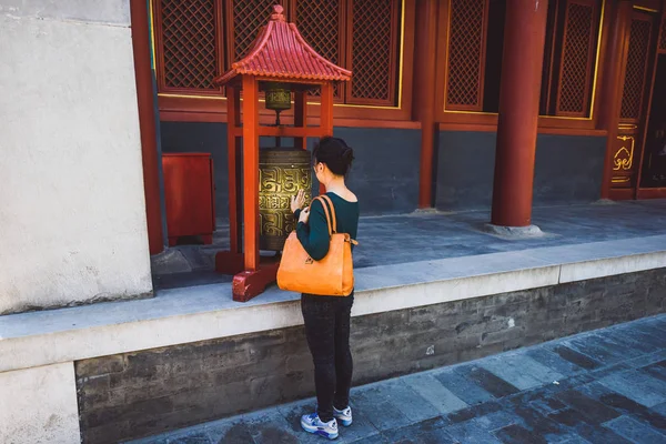 Beijing China May 2016 Buddhist Drum Rotates Prayer Goes Gods — Stock Photo, Image