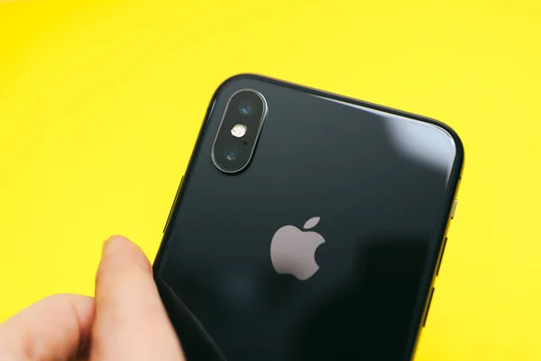 Novo smartphone emblemático Apple Iphone X — Fotografia de Stock