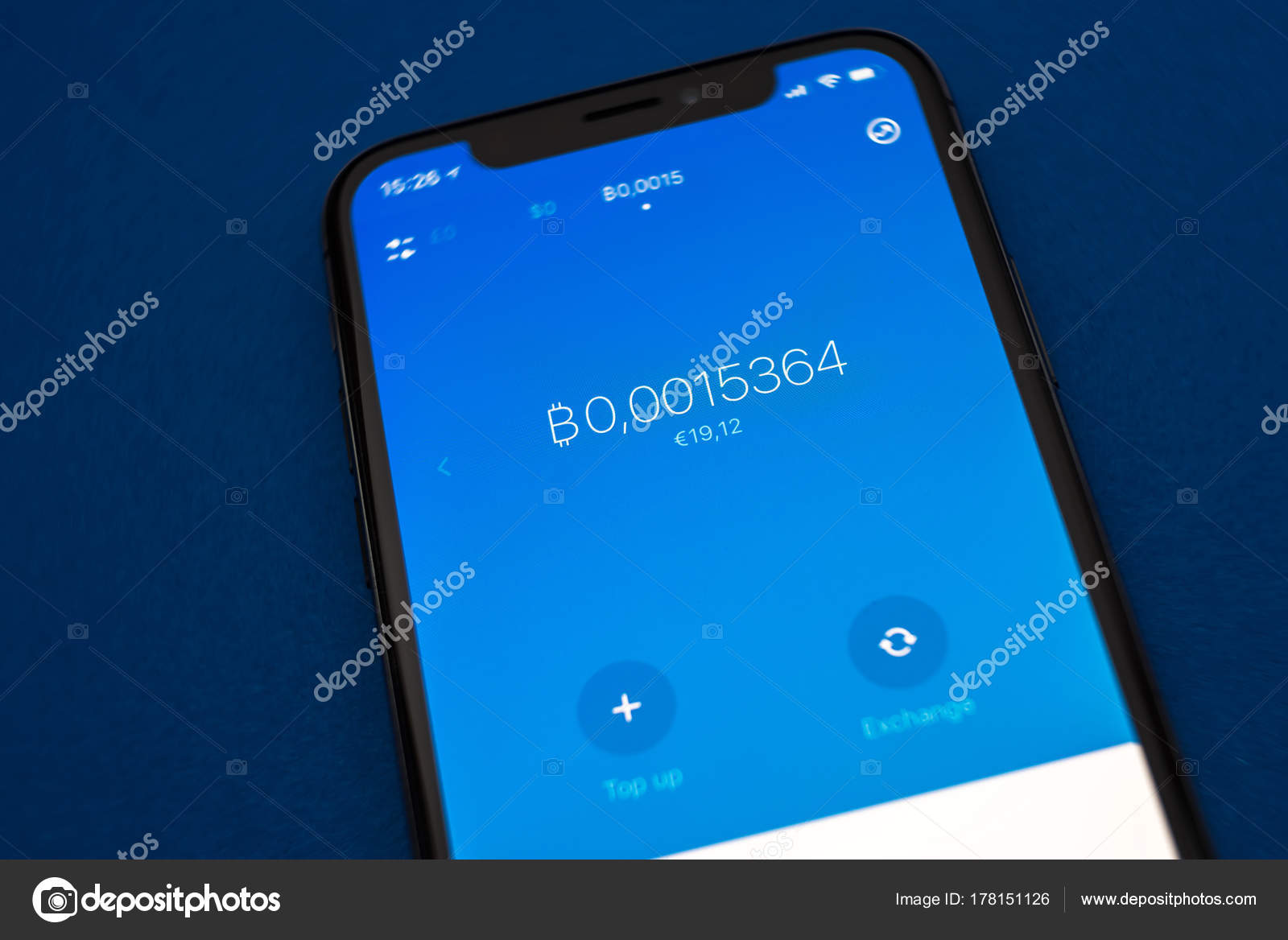 革命cryptocurrency 钱包—— 库存社论照片© Afotoeu #178151126