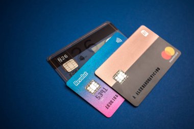 Kaunas, Litvanya - 23 Aralık 2017: Closeup görünümü fintech başlatılması olayında ve N26 kartları.