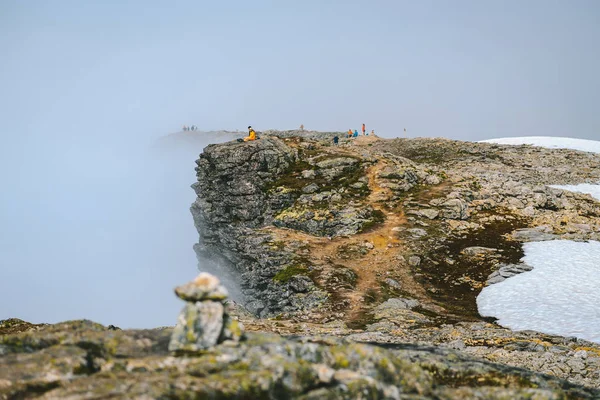 Escursioni sul crinale di Romsdalseggen in Norvegia — Foto Stock