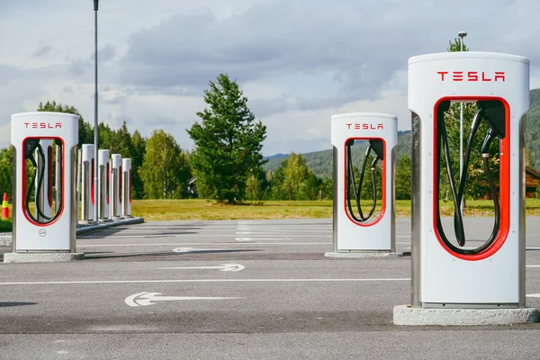 Tesla supercharger station — Stock Photo, Image
