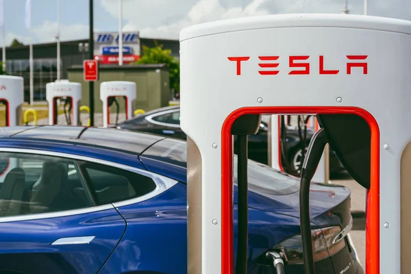 Charging Tesla Model S — Stock Photo, Image