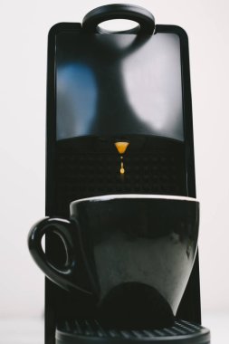 Kahve espresso makinesi ile yapma