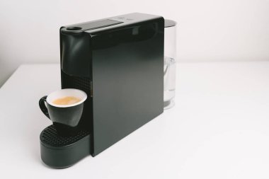 Nespresso Essenza Mini coffee machine