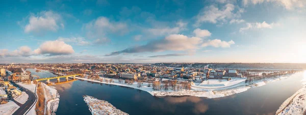 Старый город Каунаса в зимний день — стоковое фото