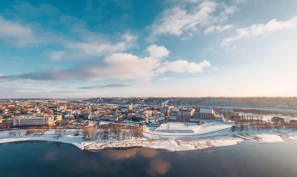 Kaunas staré město v zimním dni — Stock fotografie