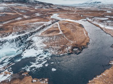 Kışın Reykjafoss Şelalesi, İzlanda