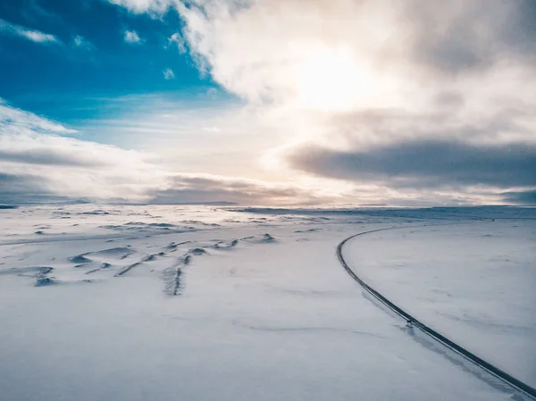 Carretera nevada en Islandia — Foto de Stock