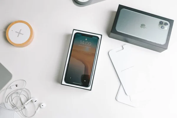 Unboxing A New Flagship Apple Iphone 11 Pro Max Unboxing A New Flagship Apple Iphone 11 Pro Max