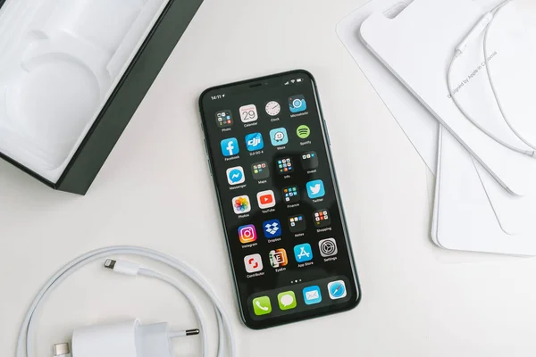 Unboxing a new flagship Apple iPhone 11 Pro Max — Stock Photo, Image