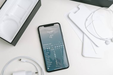 Yeni bir sancak gemisi Apple iPhone 11 Pro Max açılıyor.